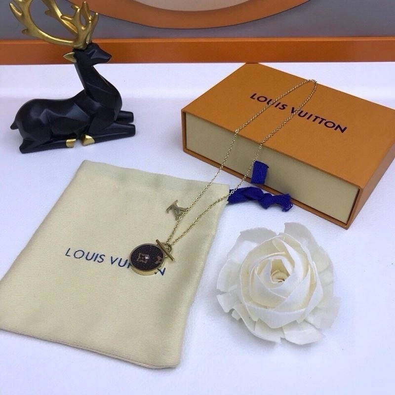 Upgraded Louis Vuitton Necklaces 268365