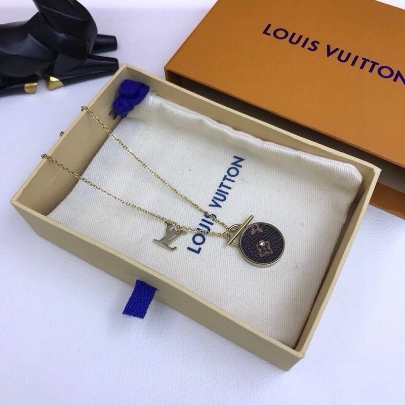 Upgraded Louis Vuitton Necklaces 268365