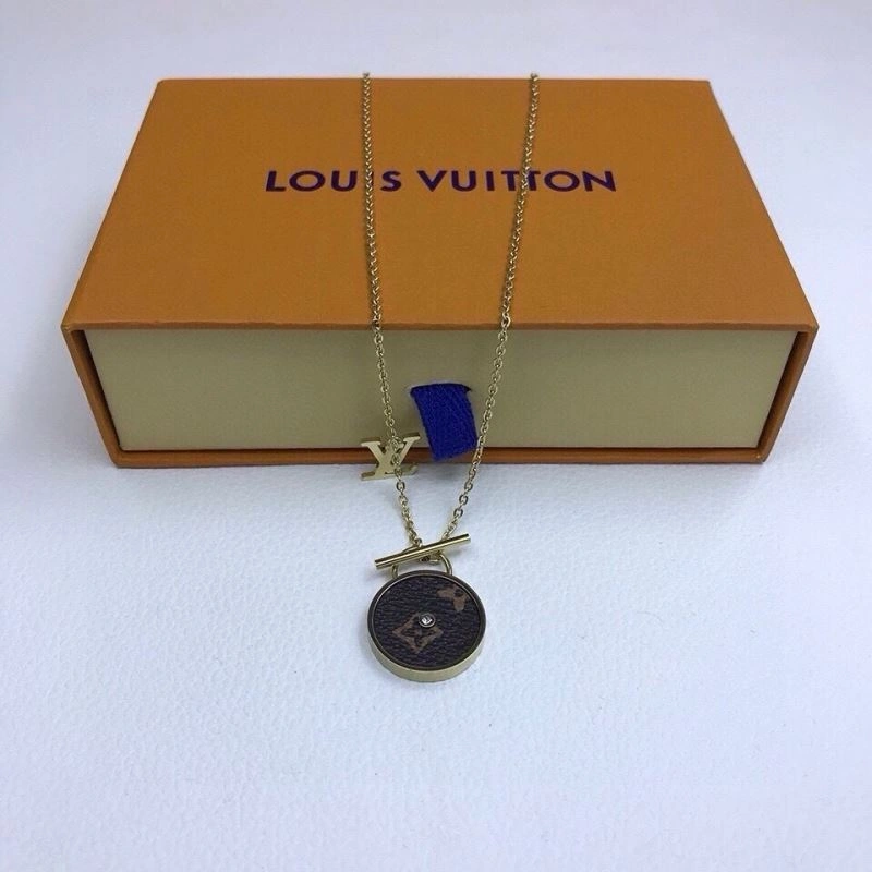 Upgraded Louis Vuitton Necklaces 268365