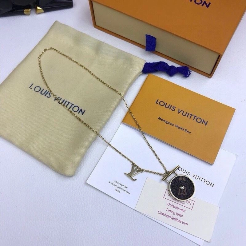 Upgraded Louis Vuitton Necklaces 268365
