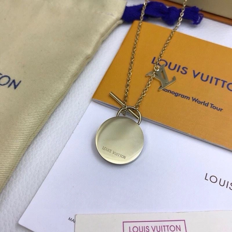 Upgraded Louis Vuitton Necklaces 268365