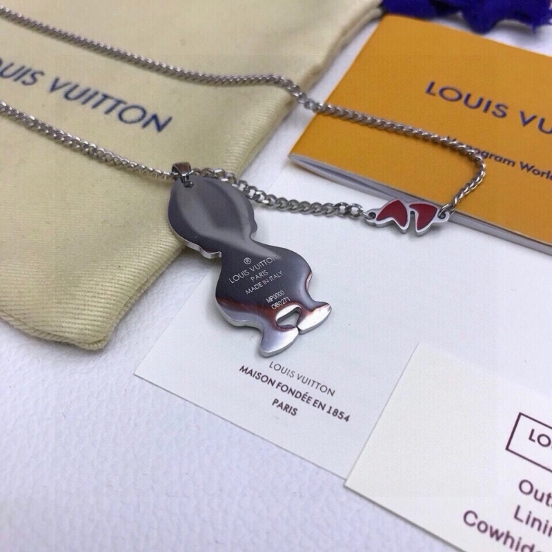 Neat Louis Vuitton Necklaces 268368