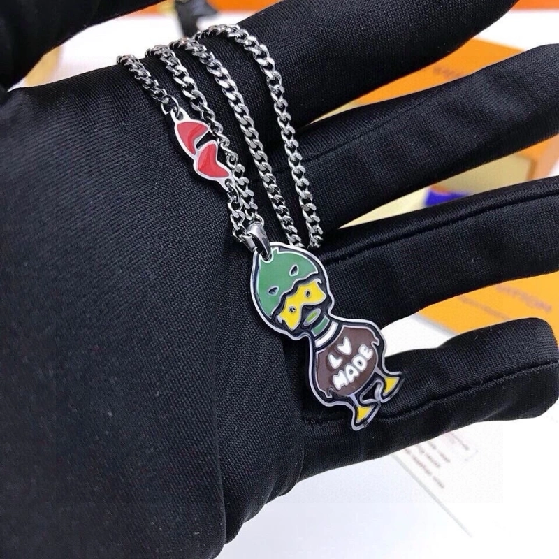 Neat Louis Vuitton Necklaces 268368