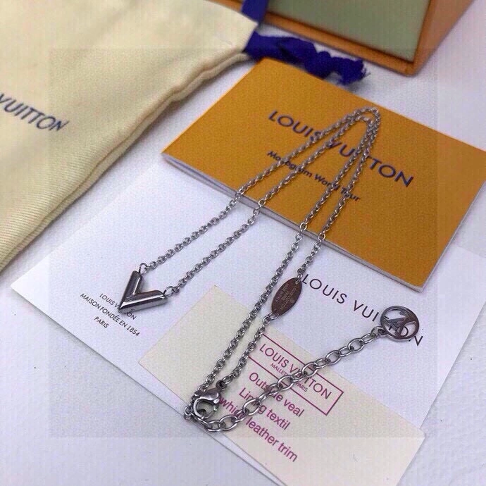 Louis Vuitton Necklaces Reliable 268367