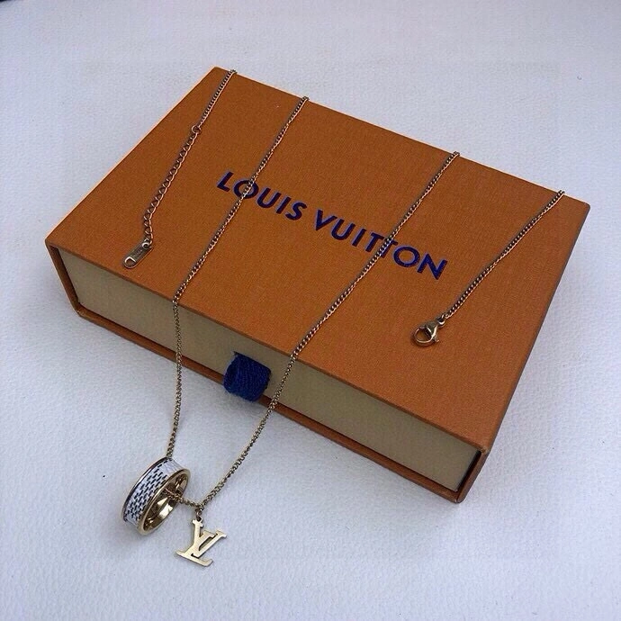 SunProtective Louis Vuitton Necklaces 268358