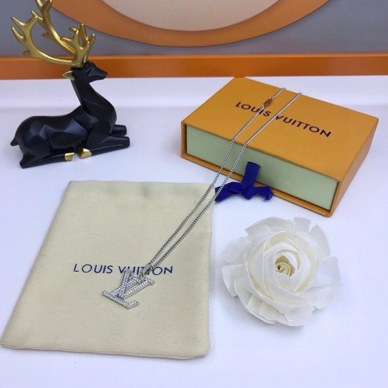 OnTrend Louis Vuitton Necklaces 268355
