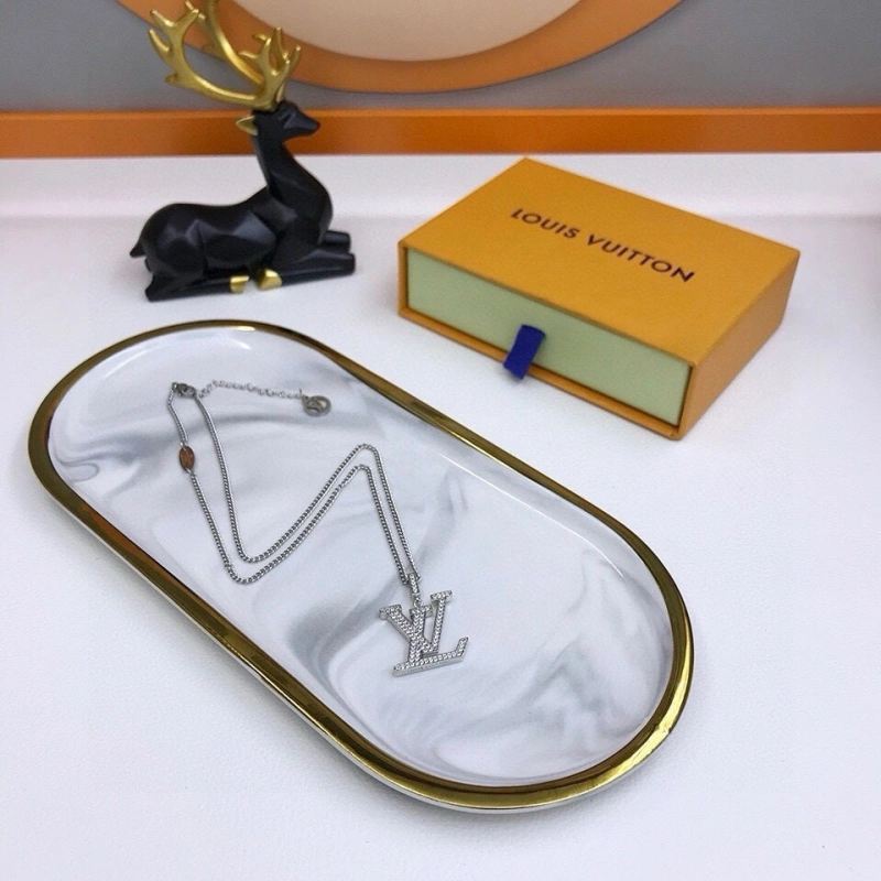 OnTrend Louis Vuitton Necklaces 268355