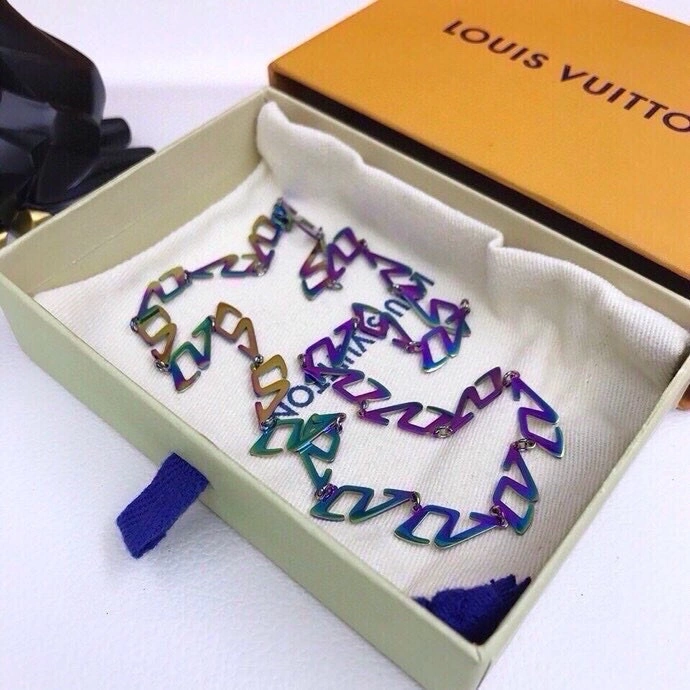 Louis Vuitton Necklaces EasyCare 268352