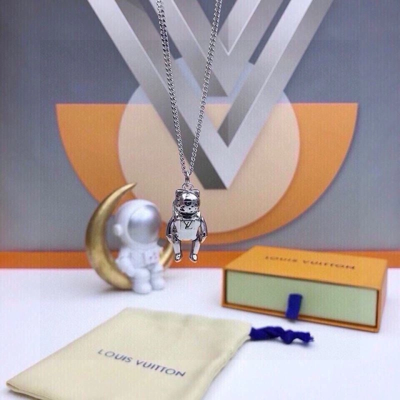 Louis Vuitton Necklaces Timeless 268345