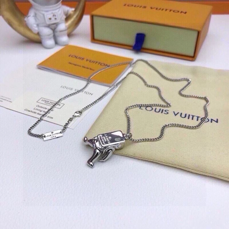 Louis Vuitton Necklaces Timeless 268345