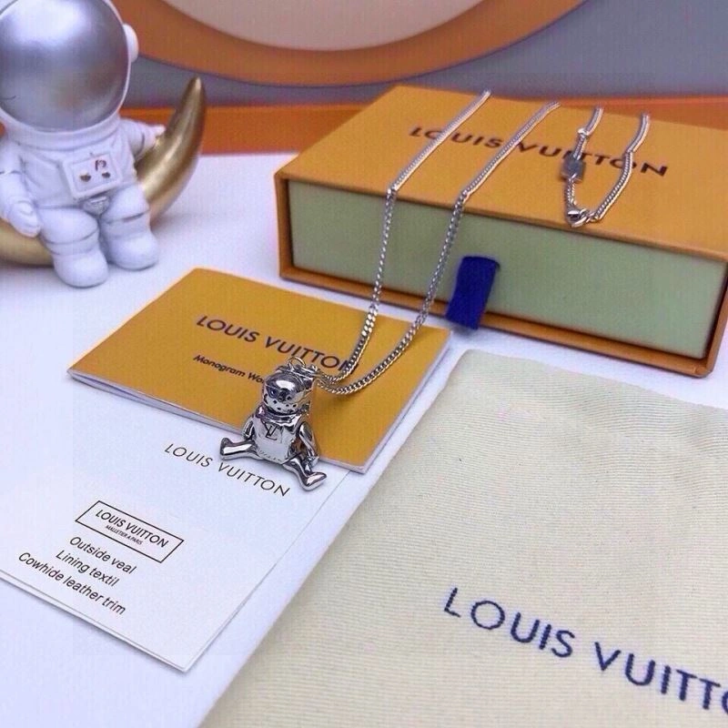 Louis Vuitton Necklaces Timeless 268345