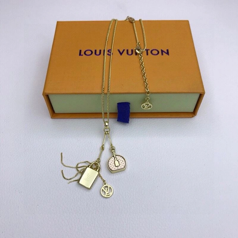 Sporty Louis Vuitton Necklaces 268339