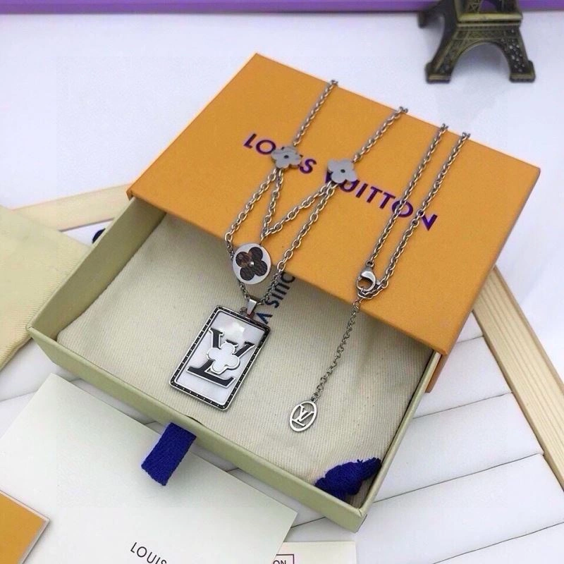 Popular Louis Vuitton Necklaces 268338