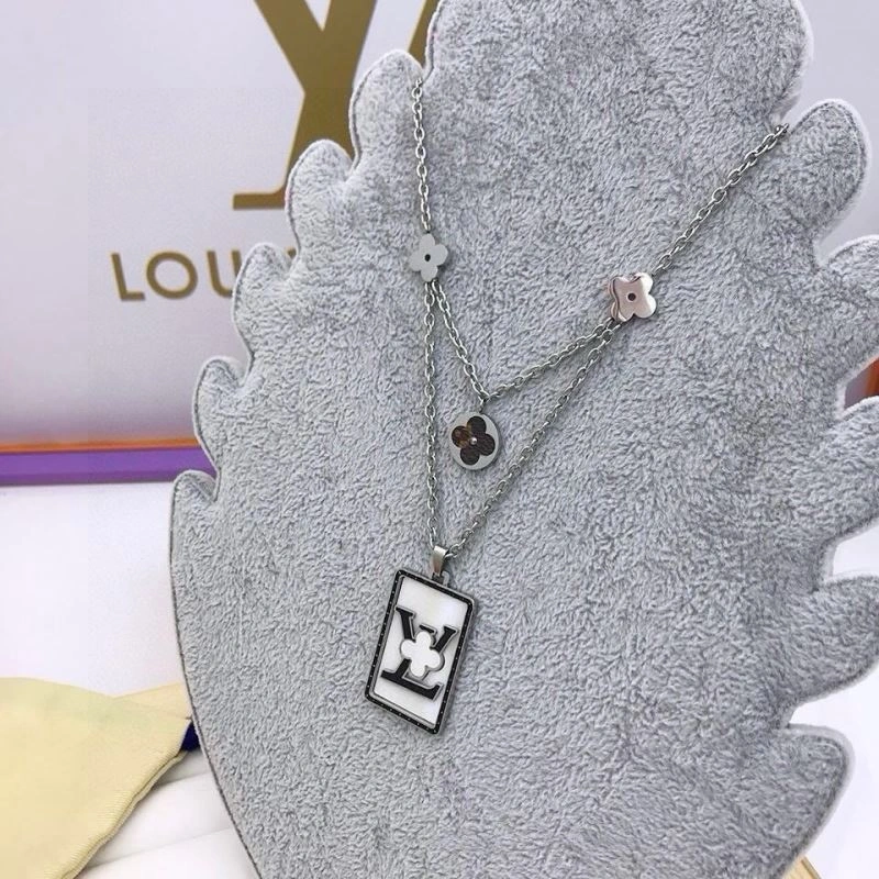 Popular Louis Vuitton Necklaces 268338