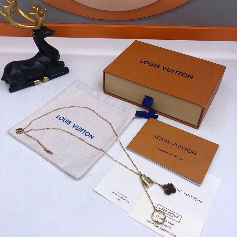 Louis Vuitton Necklaces DailyWear 268344