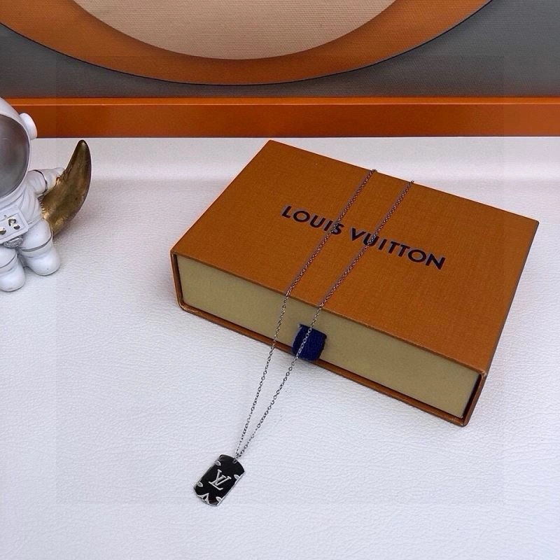 Colorful Louis Vuitton Necklaces 268342