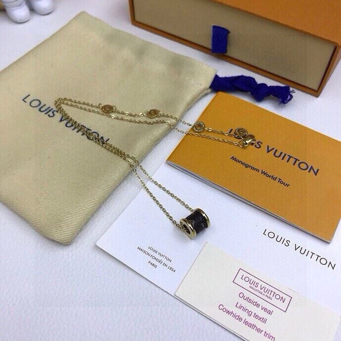 Reliable Louis Vuitton Necklaces 268332