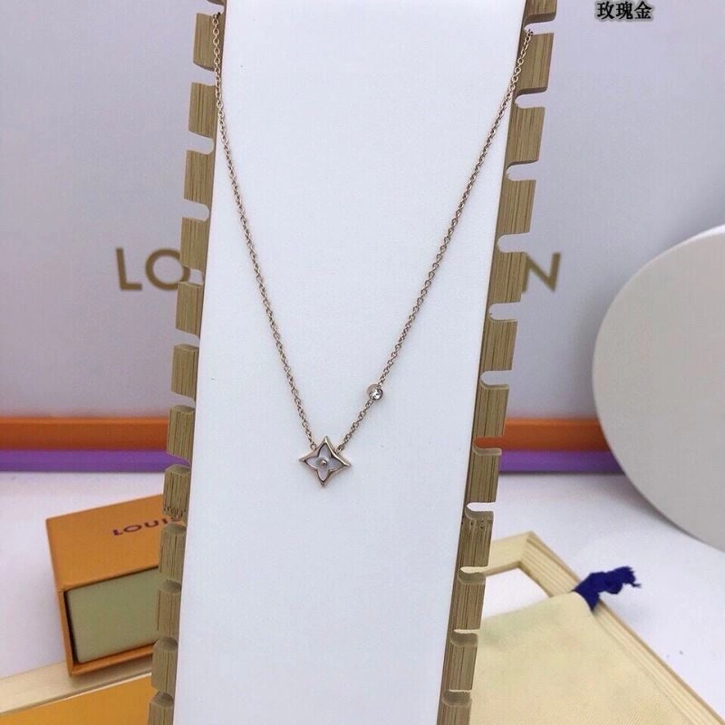 Louis Vuitton Necklaces ModernLook 268330