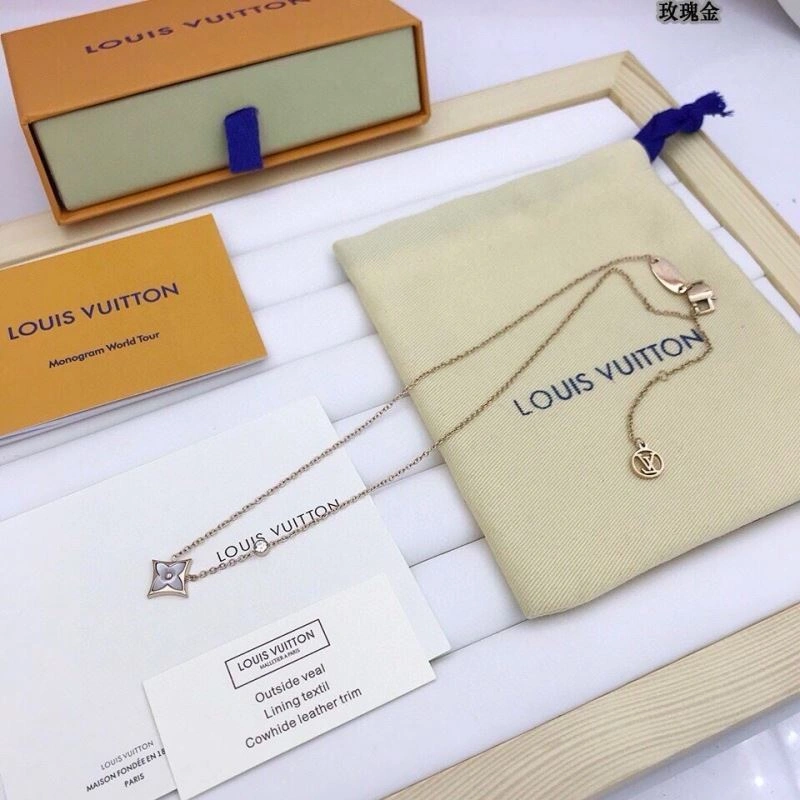 Louis Vuitton Necklaces ModernLook 268330