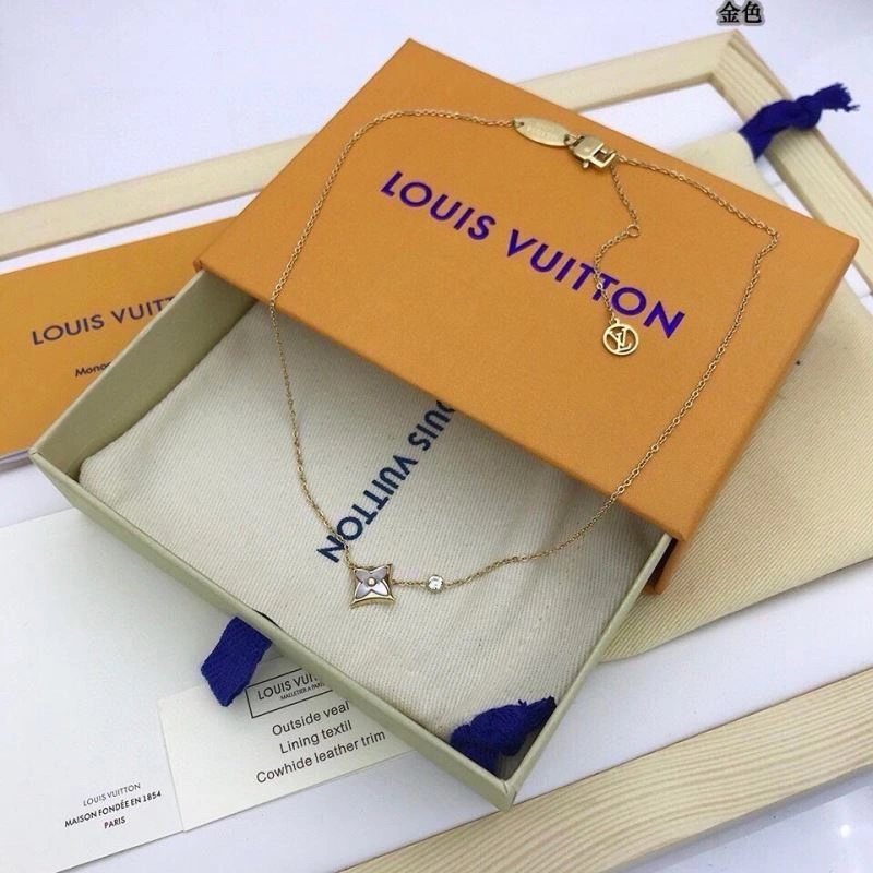 Louis Vuitton Necklaces SunProtective 268329