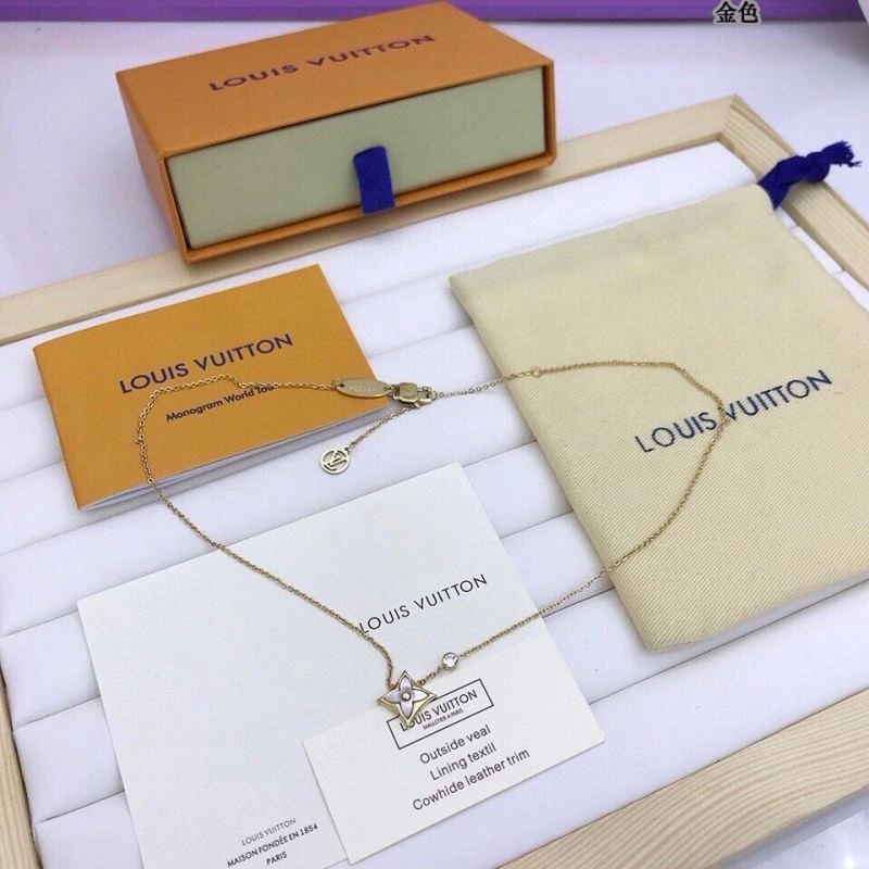 Louis Vuitton Necklaces SunProtective 268329