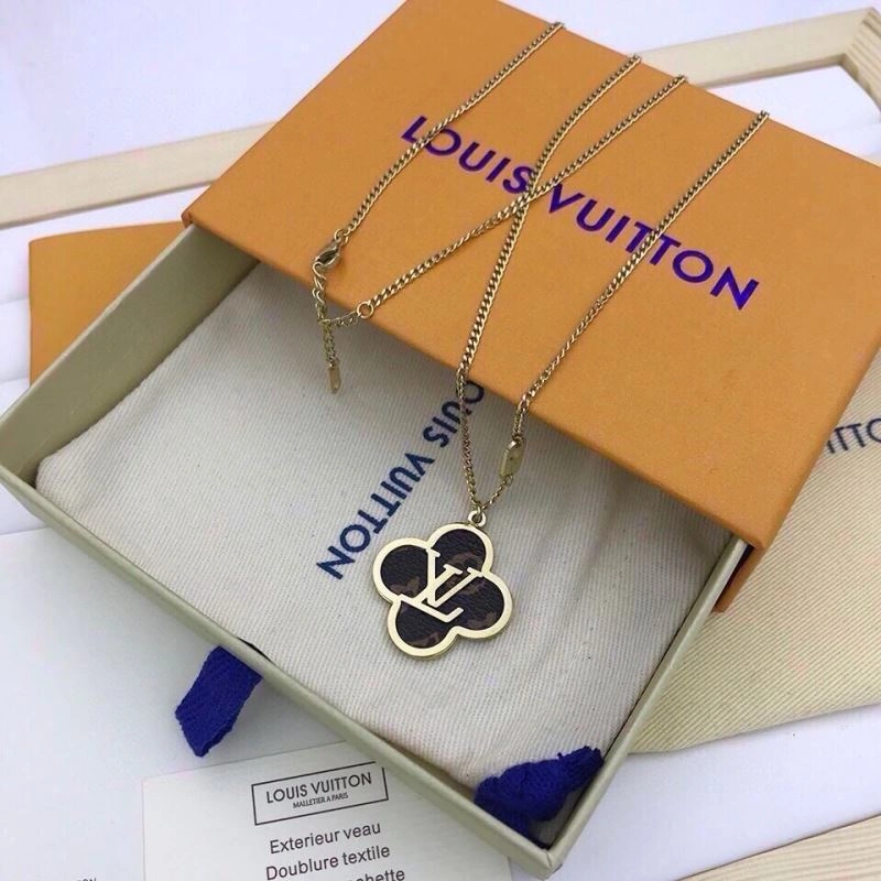 Stylish Louis Vuitton Necklaces 268327
