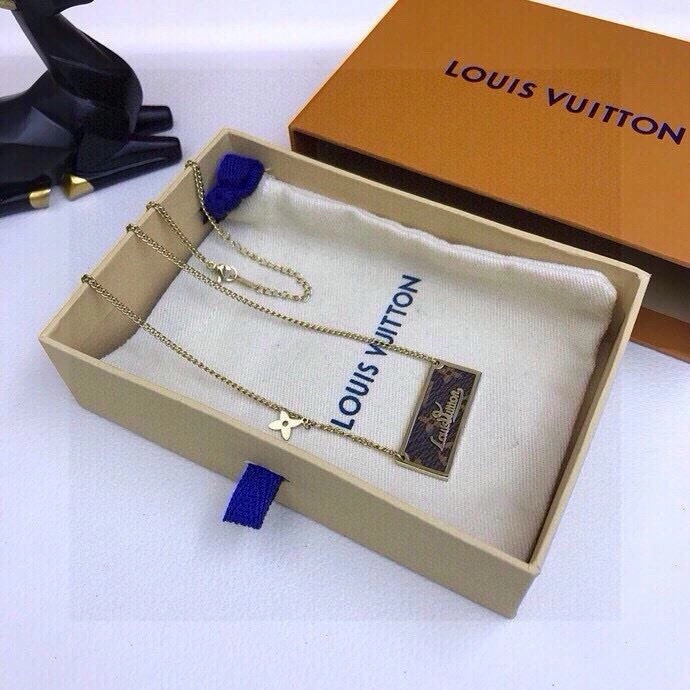 Lightweight Louis Vuitton Necklaces 268328