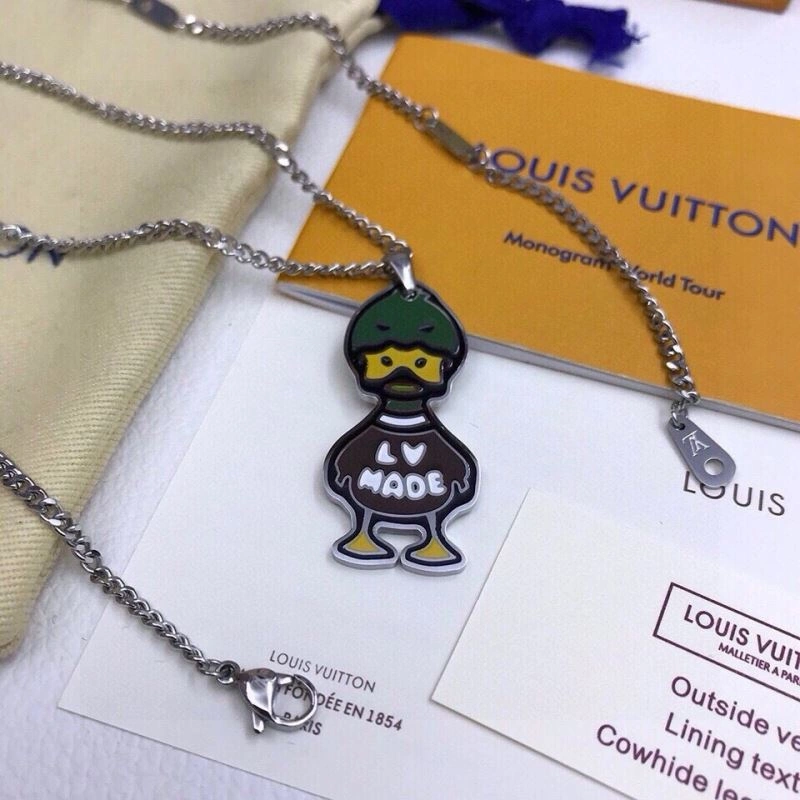 Supportive Louis Vuitton Necklaces 268323