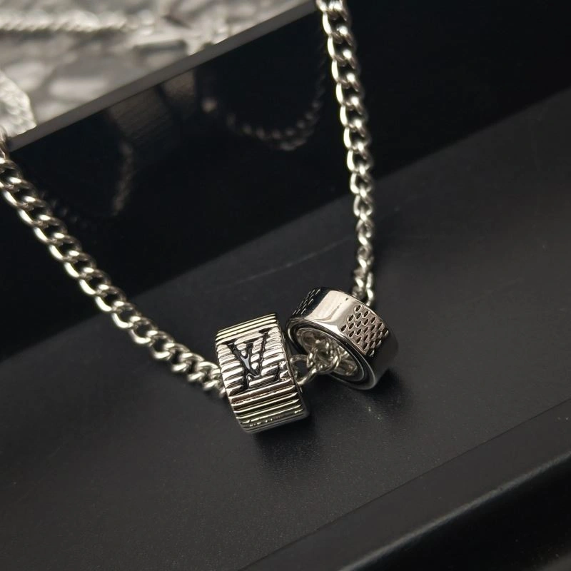FastDry Louis Vuitton Necklaces 268309