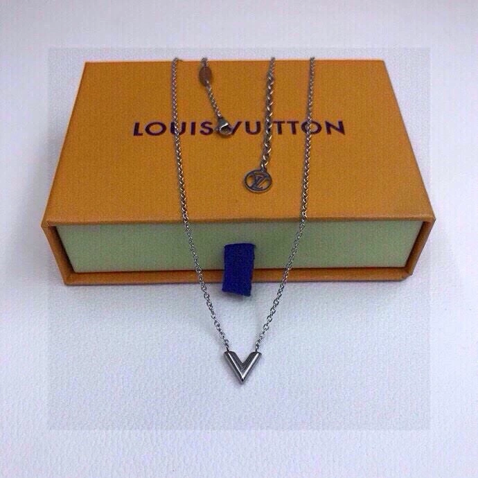 Unisex Louis Vuitton Necklaces 268307