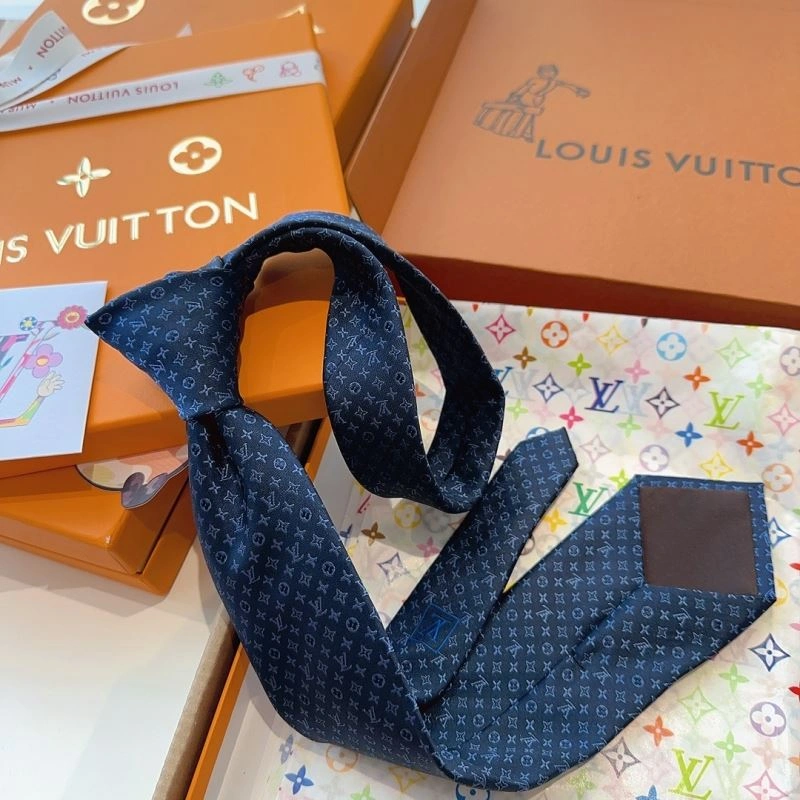 Effortless Louis Vuitton Neckties 268571