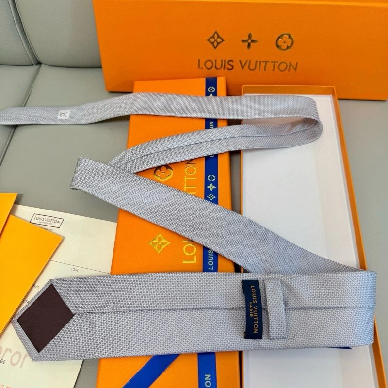 Louis Vuitton Neckties WellDesigned 268557