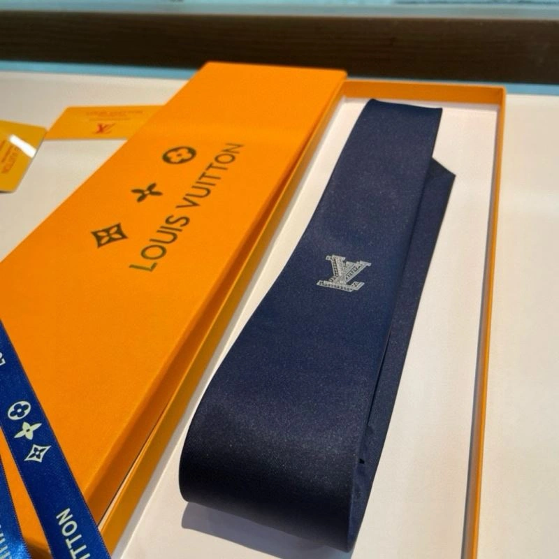 Louis Vuitton Neckties Bold 268554