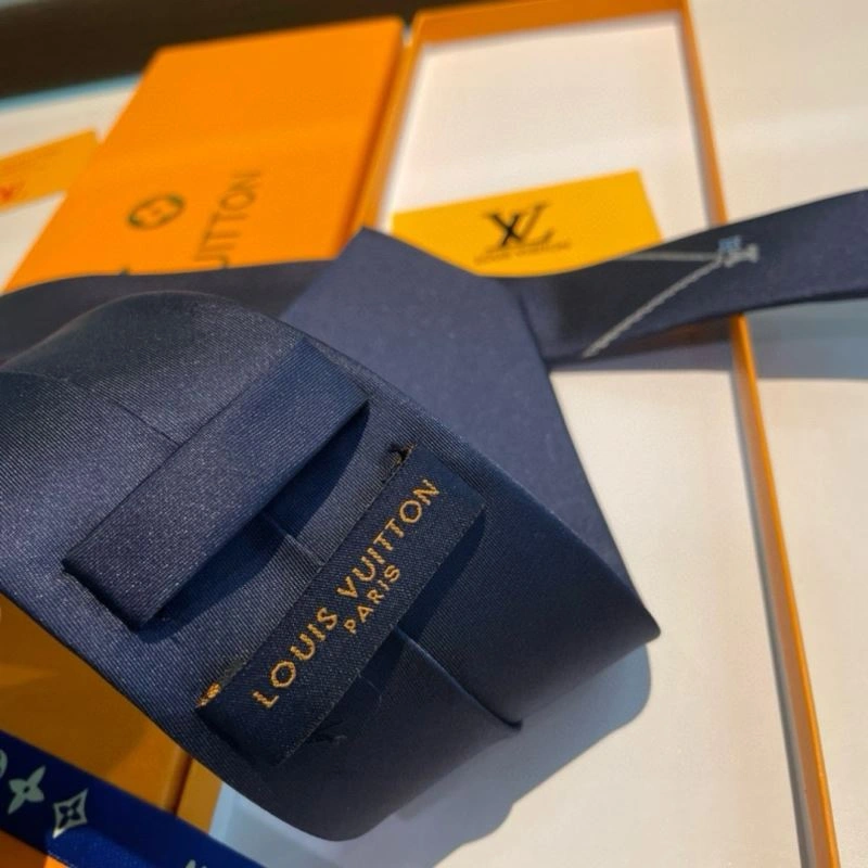 Louis Vuitton Neckties Bold 268554