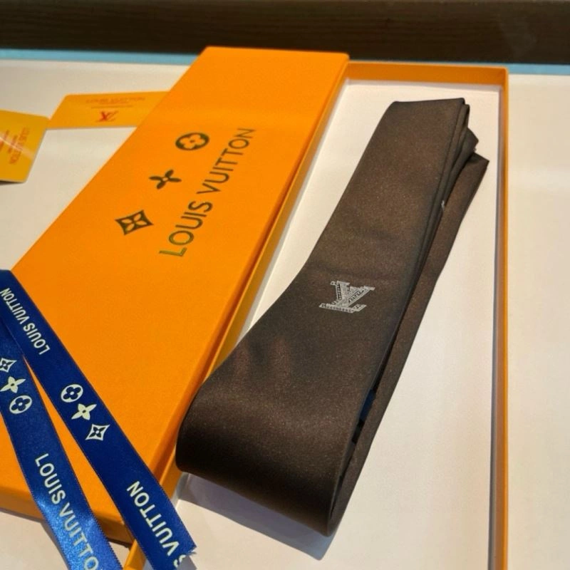 Comfortable Louis Vuitton Neckties 268552
