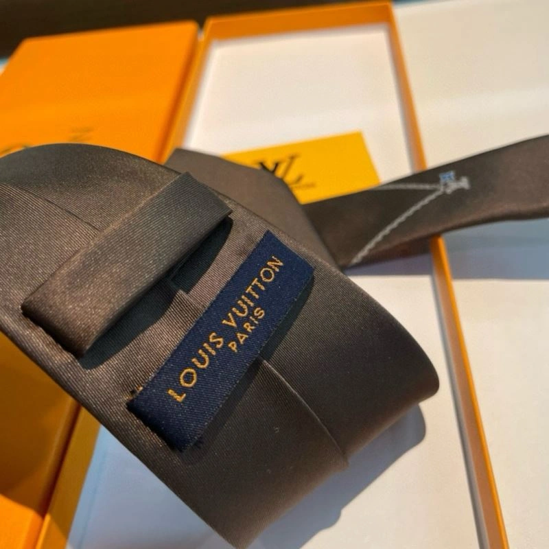 Comfortable Louis Vuitton Neckties 268552