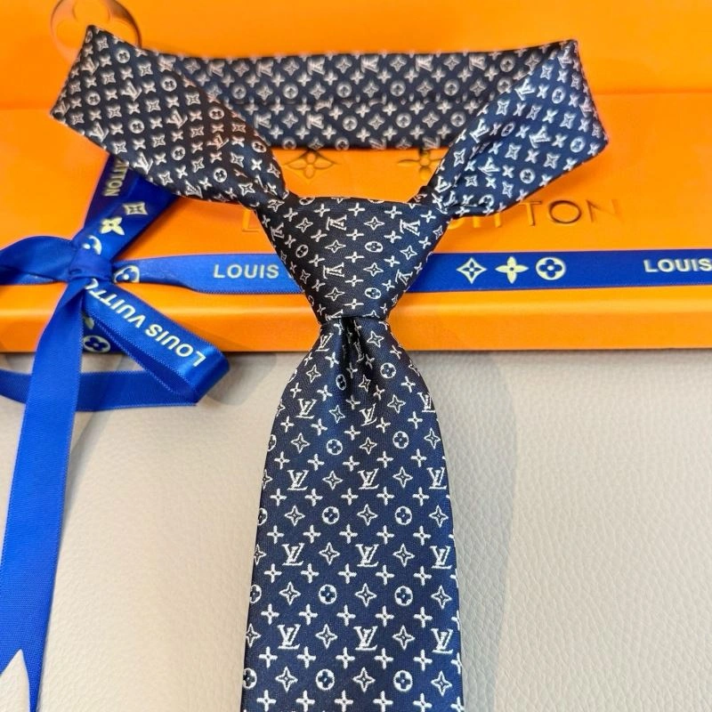 Louis Vuitton Neckties ZipUp 268542