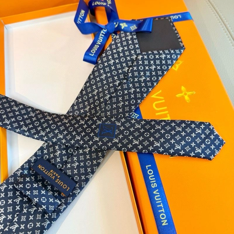Louis Vuitton Neckties ZipUp 268542