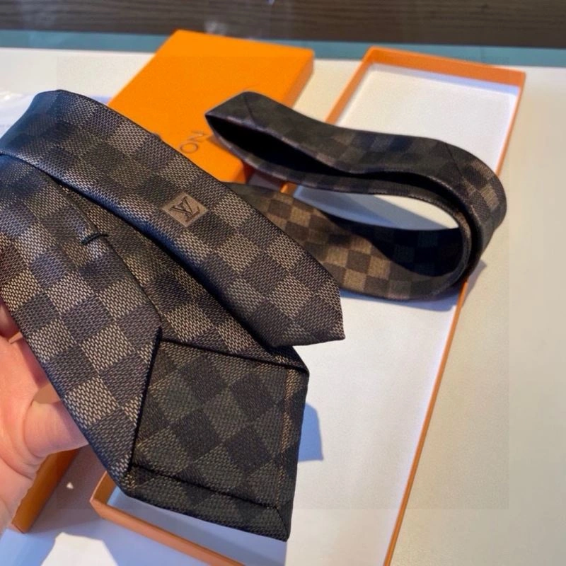 UrbanChic Louis Vuitton Neckties 268530