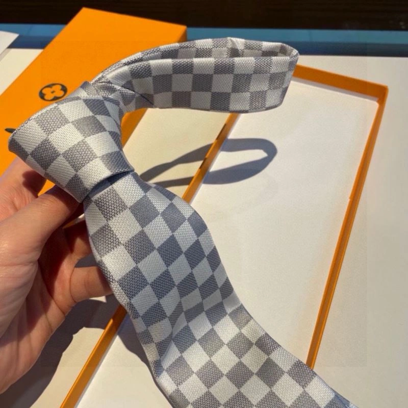 Louis Vuitton Neckties Affordable 268518