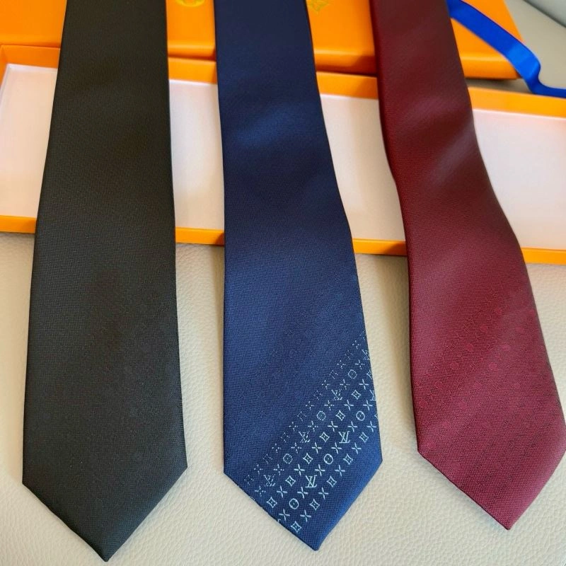 Louis Vuitton Neckties Neat 268540
