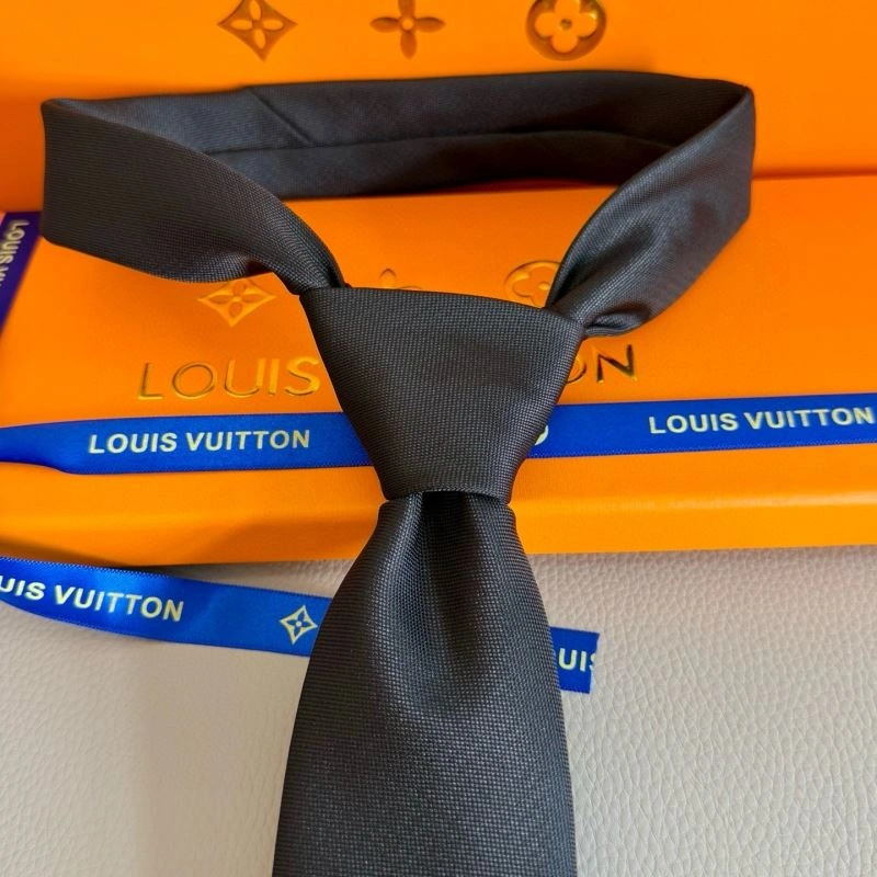 Louis Vuitton Neckties Neat 268540