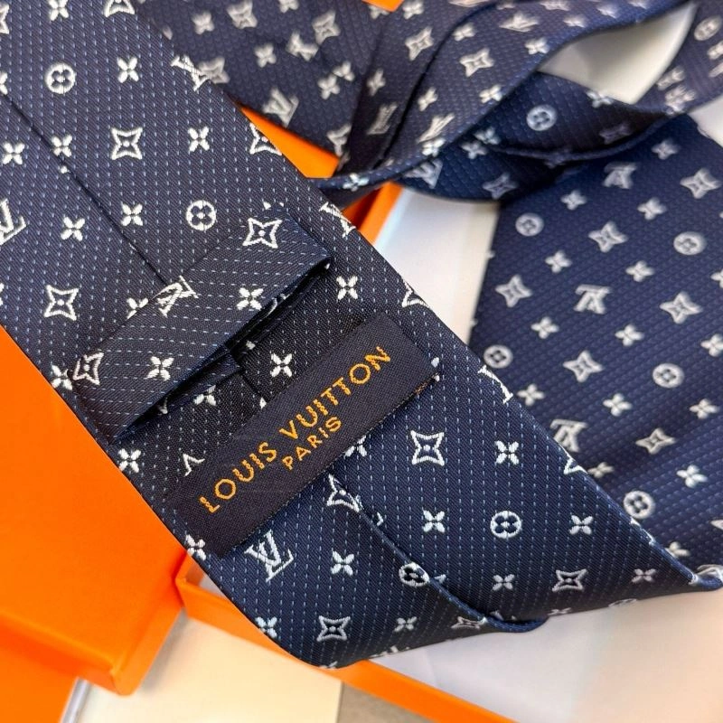Louis Vuitton Neckties OnTrend 268532