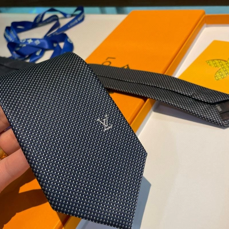 Comfortable Louis Vuitton Neckties 268492