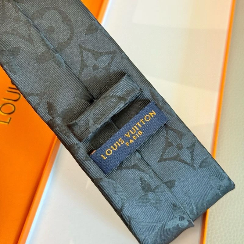 Louis Vuitton Neckties Bold 268487