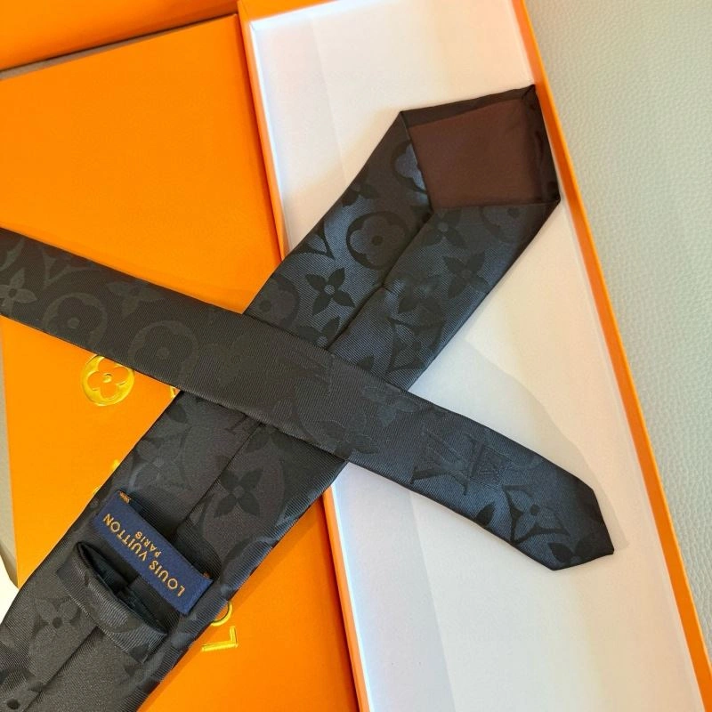 Louis Vuitton Neckties Bold 268487