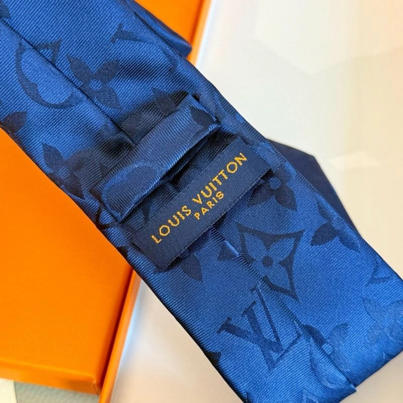 Louis Vuitton Neckties Snug 268486