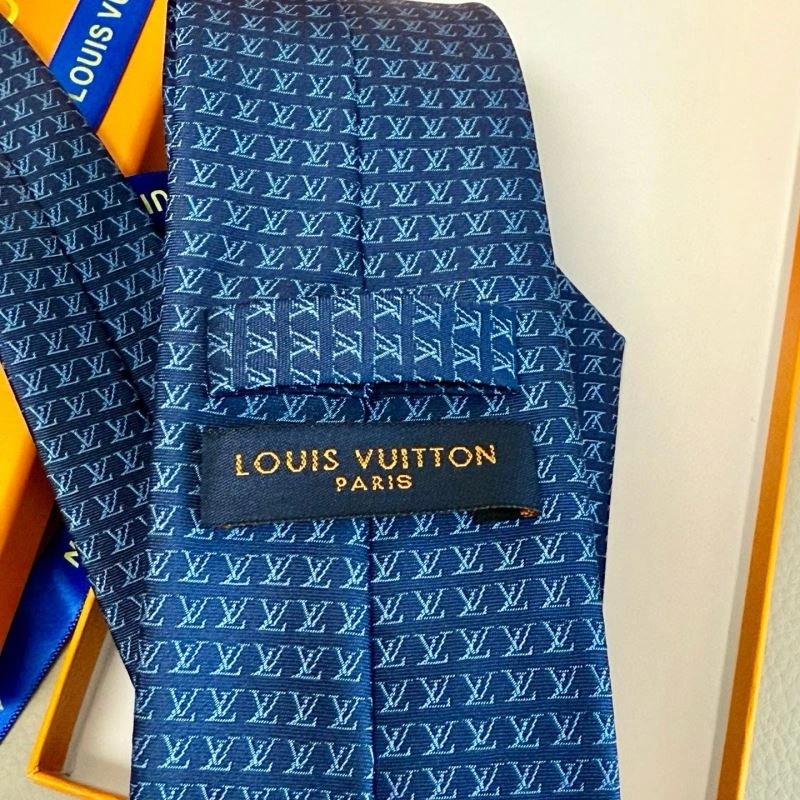 Classic Louis Vuitton Neckties 268471
