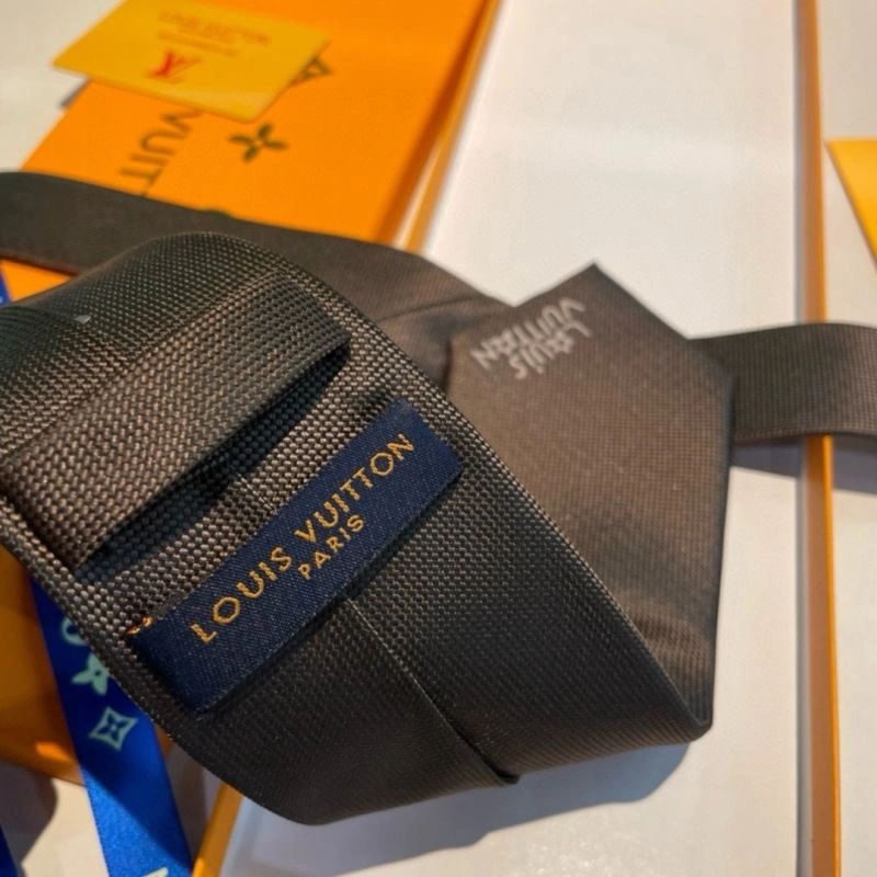 Neat Louis Vuitton Neckties 268465