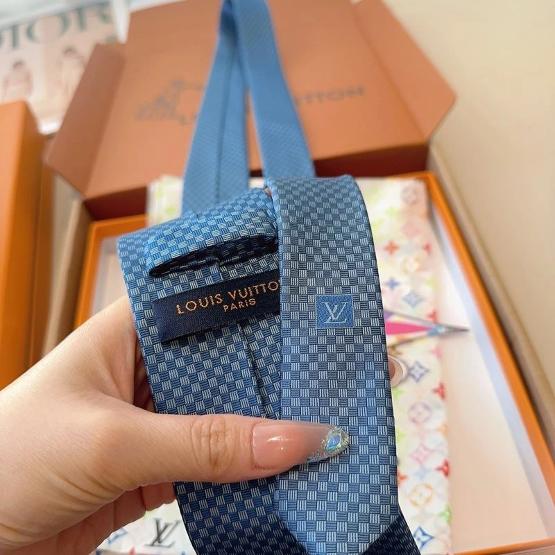Louis Vuitton Neckties FashionForward 268456